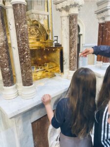 Second Graders from Immaculate Heart of Mary School get hands-on lessons about Mary, her Medal and the Basilica Shrine